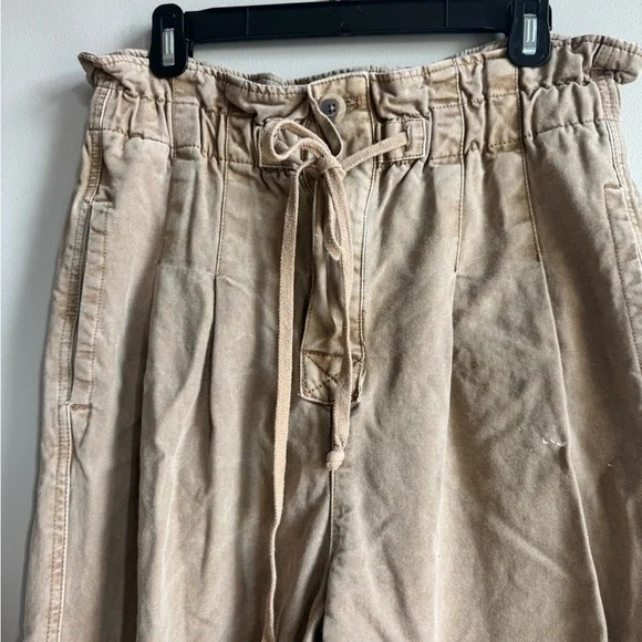 Free People Boho Paperbag Waist Utility Pant M Beigh High Rise Front Coastal - Picture 3 of 5